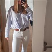 Doy clase a niños de toda la ESO de matemática principalmente y de otras materias que pueda necesitar(excepto economía y latín)